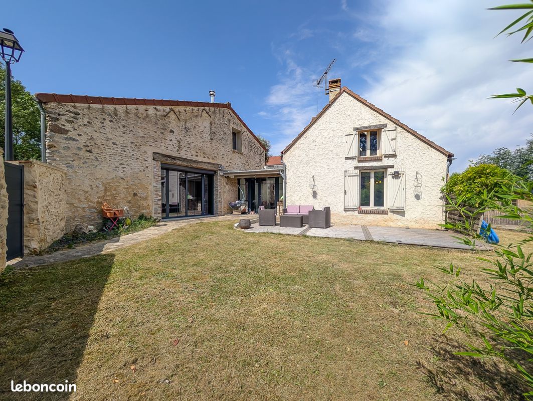 Maison 5 pièces 140 m² · à Mareil-le-Guyon · 140 m² · 449 000 €