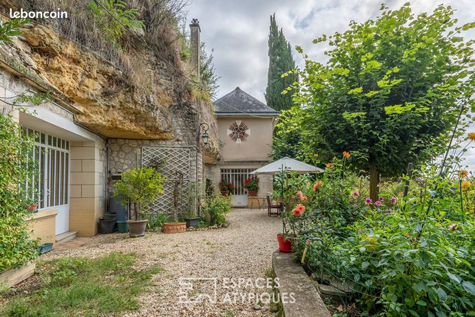 Propriété 5 pièces 209 m²