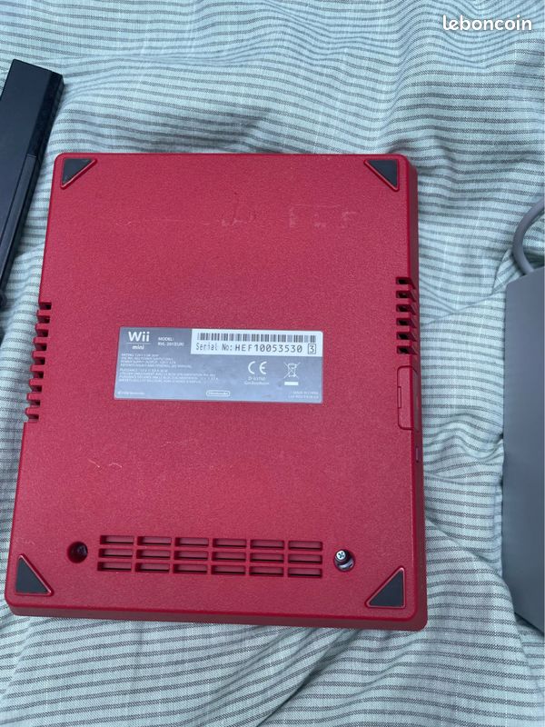 Wii Mini Rouge (image 4)