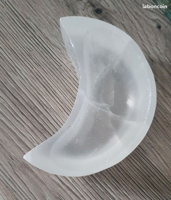 Croissant de lune en Sélénite (image 3)