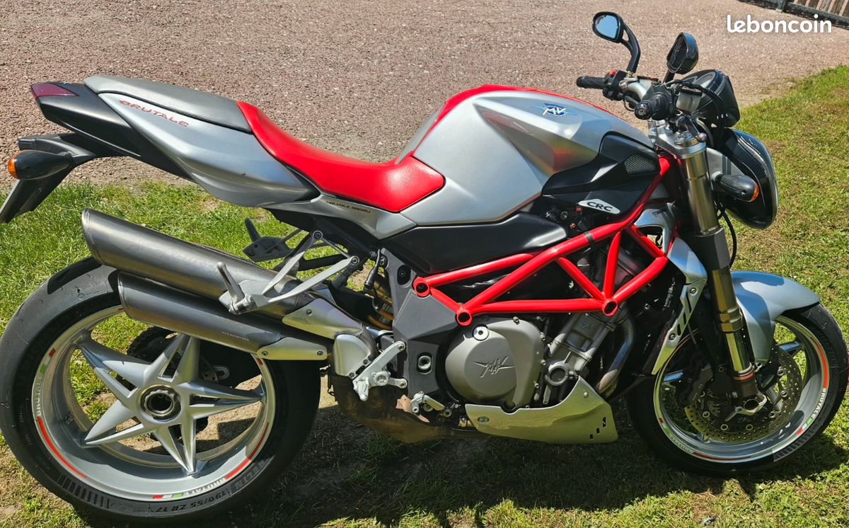 Mv agusta 910 brutale (image 2)