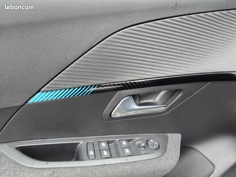 Peugeot 208 e-208 136ch Style (image 12)