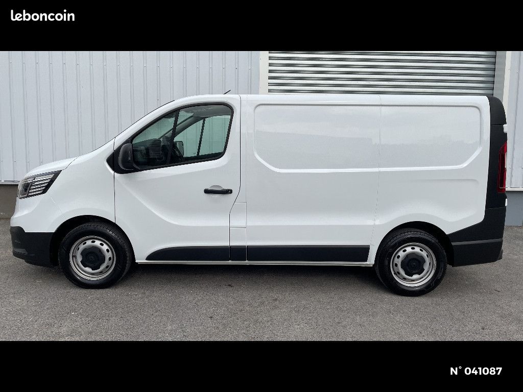 Renault Trafic FOURGON FGN L1H1 3000 KG BLUE DCI 130 CONFORT (image 2)