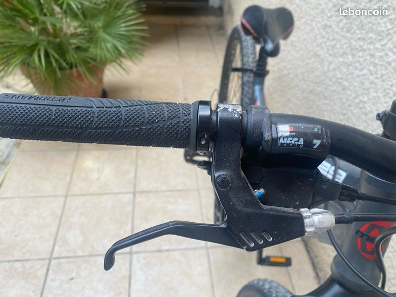 VTT Moma Équinox 25 (image 8)