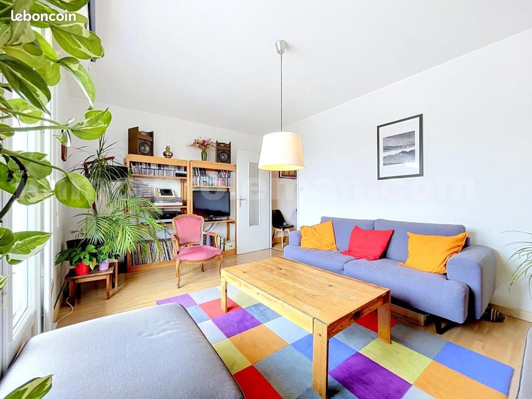 Appartement 3 pièces 74 m² · à Annemasse · 74 m² · 229 000 €