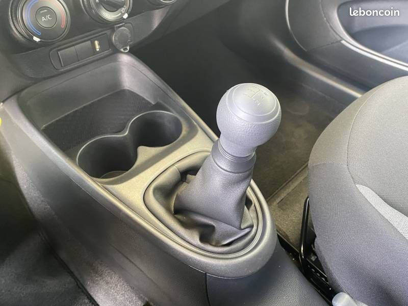 Toyota aygo x 1.0 VVT-i 72 Active (image 14)