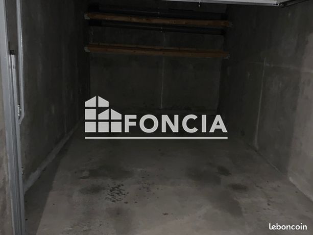 https://img.leboncoin.fr/api/v1/lbcpb1/images/45/fa/7f/45fa7f58a671d19dc2233932a536bde474f01b9a.jpg?rule=ad-image