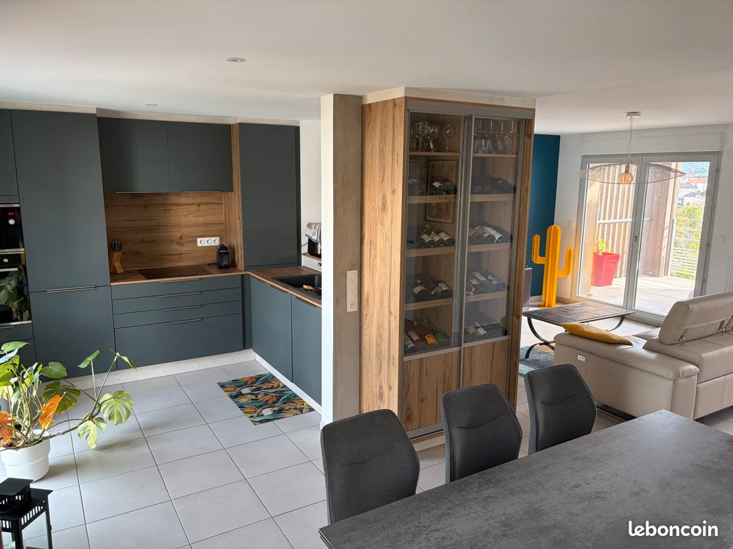 Appartement 3 pièces 81 m² · à Clermont-Ferrand · 81 m² · 335 000 €