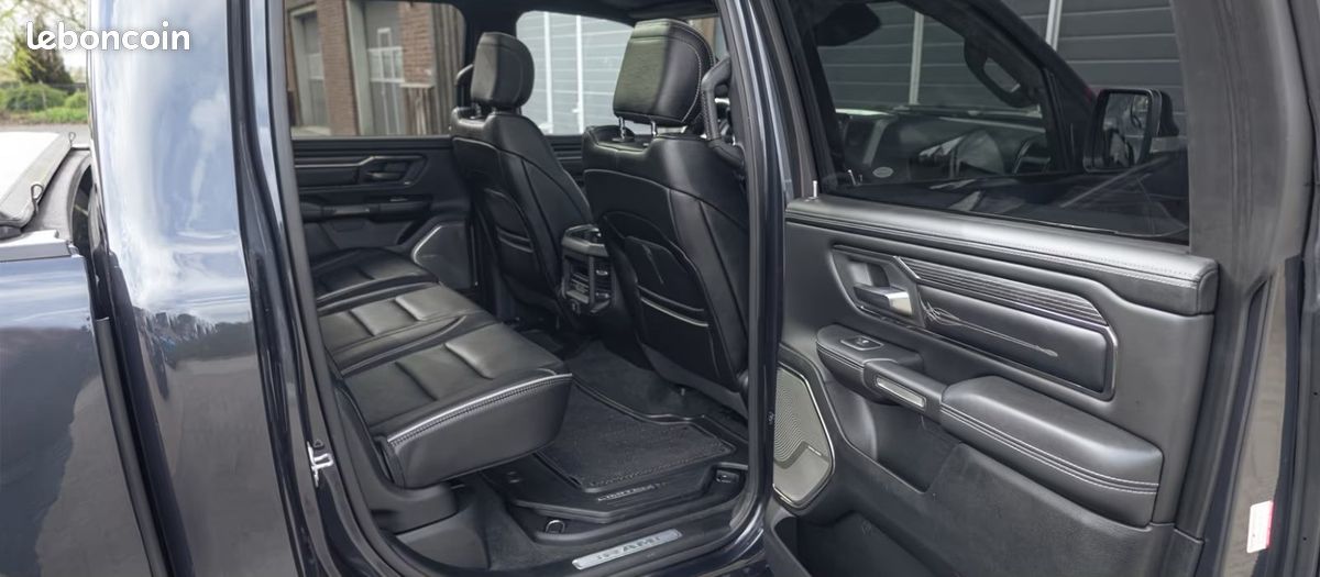 Dodge RAM 1500 Limited LPG 5.7 V8 HEMI 401 ch 4x4 – Pano – Air Suspension – 360° (image 12)