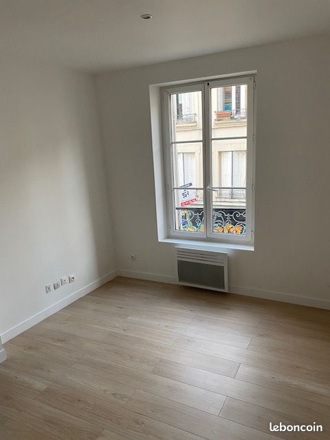 Studio refait à neuf à vendre - Fontenay coeur de ville (image 3)
