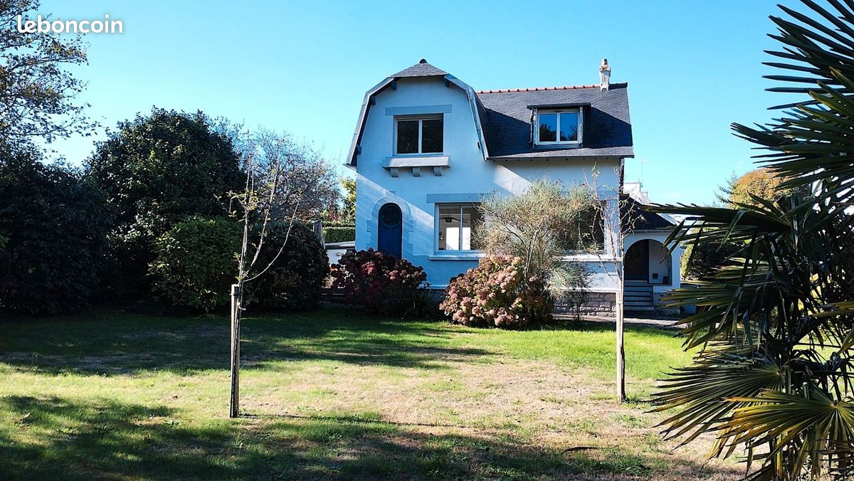 Maison 7 pièces 144 m² · à Combrit · 144 m² · 697 000 €