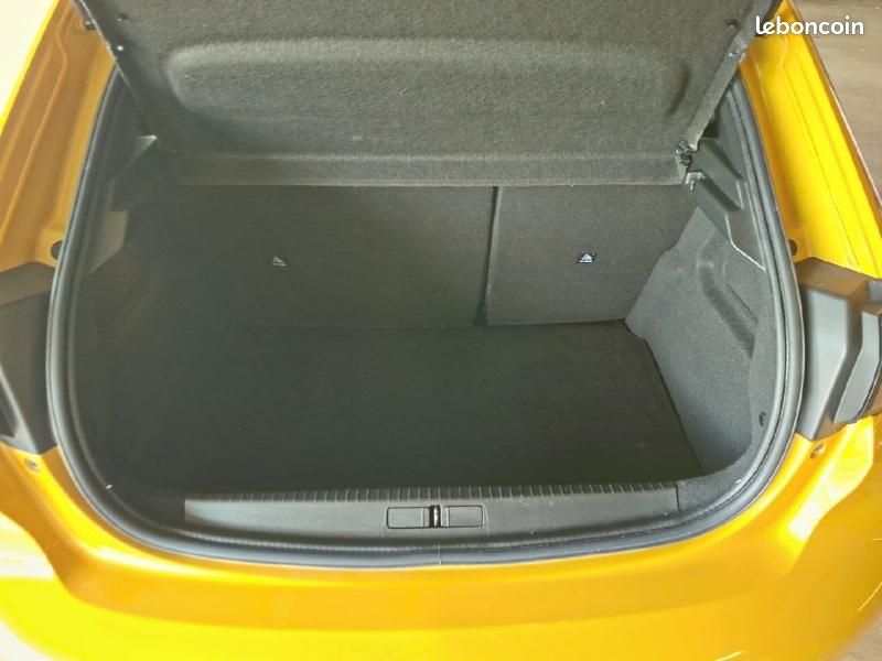 Peugeot 208 1.2 PureTech 100ch S&S Active (image 6)