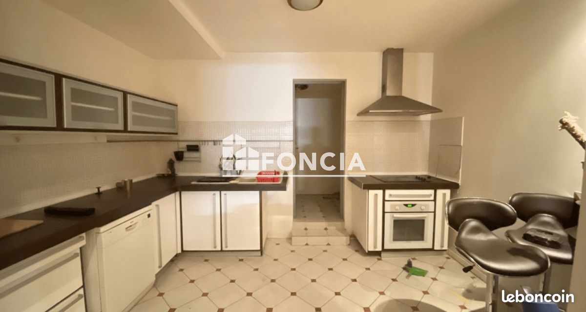 Appartement 3 pièces 87 m² · à Lille · 87 m² · 882 €/mois