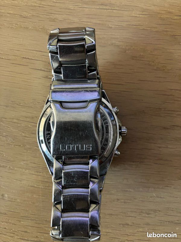 Montre lotus (image 2)