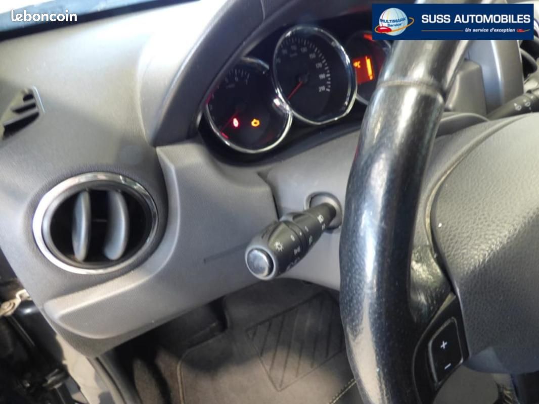 Dacia Duster 1.5 dCi 110 4x2 Prestige (image 12)
