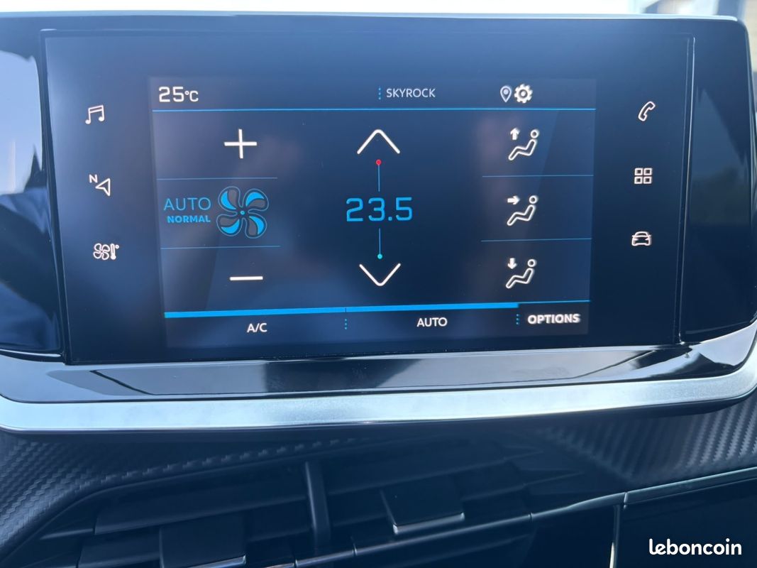 Peugeot 2008 (2) BLUEHDI 130 EAT8 ALLURE PACK (image 16)