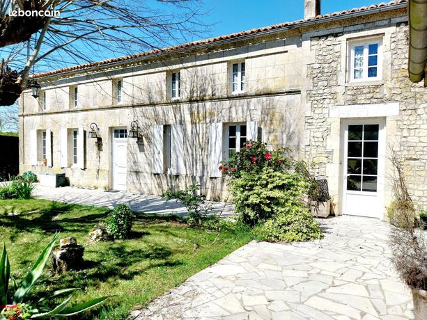 Maison 9 pièces 210 m²
