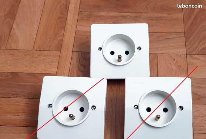 Support Griffes Neptune Legrand - Pièce électrique Neuve, Pour Installation Ou Remplacement