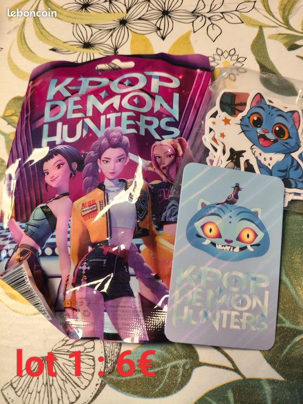 Album Collection K-Pop Demon Hunters + 2 Decks De 5 Figurines (50 Total) - Coffret De Cartes à Collectionner - Cadeau Fans