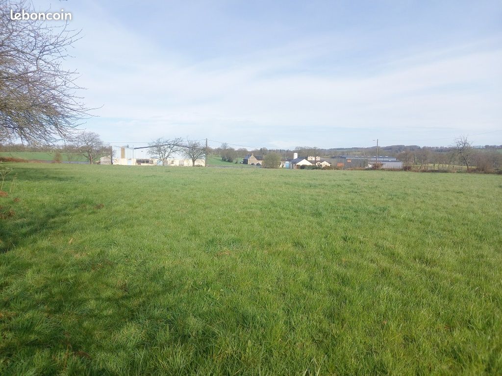 Terrain 7190 m² · à Saint-Pierre-des-Landes · 7 190 m² · 125 610 €