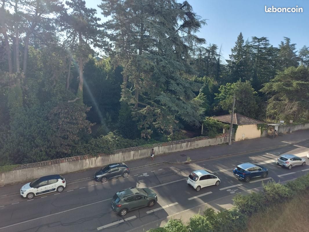 Appartement 4 pièces 64 m² · à Lyon · 64 m² · 934 €