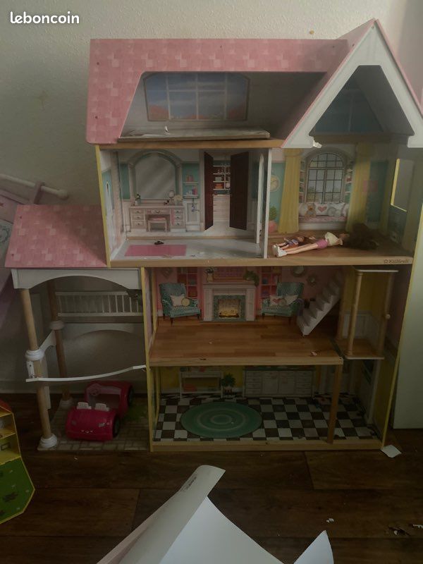 Maison de poupée (image 1)