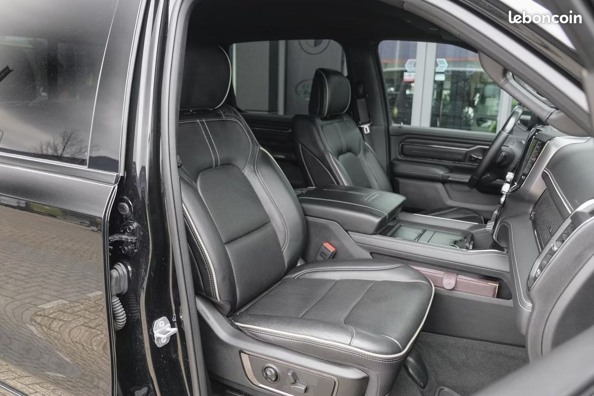 Dodge RAM 1500 Limited Widebody LPG 5.7 V8 HEMI 401 ch 4x4 – Harman Kardon – Air Suspension (image 10)