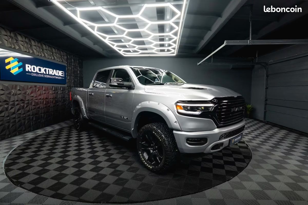 Dodge RAM 1500 Laramie Night Edition 5.7 V8 HEMI GPL 401 ch 4x4 – Offroad – BRC (image 34)