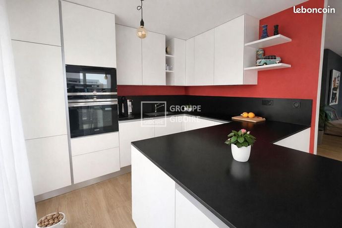 Appartement 4 pièces 96 m² — 2