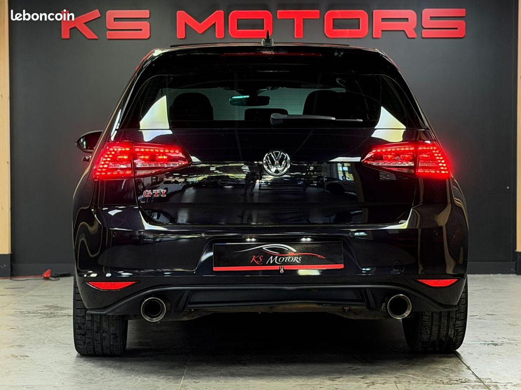 Volkswagen GOLF VII 2.0 TSI 230CH BVA GPS TEL TOIT OUVRANT (KS MOTORS) (image 16)