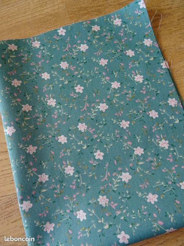 Lot De 2 Coupons Tissu Patchwork Fleurs Et Petits Pois Assortis - Coton Fin Neuf
