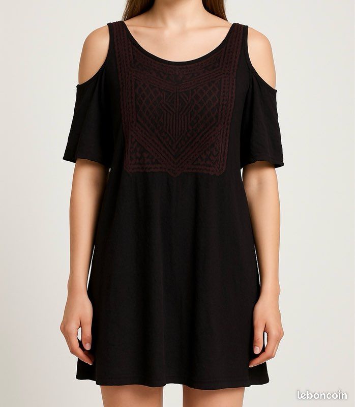 Robe noire été bohème i code épaules dénudées Vêtements - Main Image