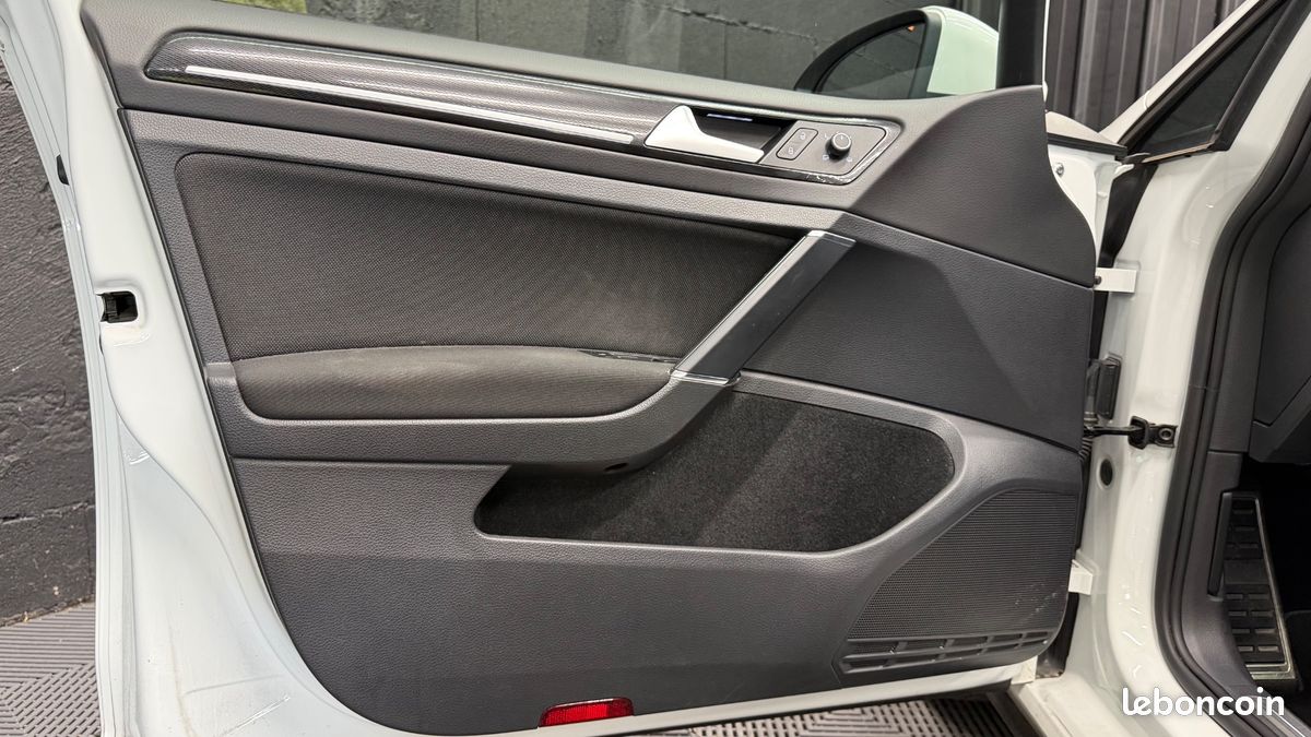 VOLKSWAGEN GOLF 2.0 TDI 180 GTD DSG BVA / Toit ouvrant / 1ere main / Entretien constructeur (image 28)