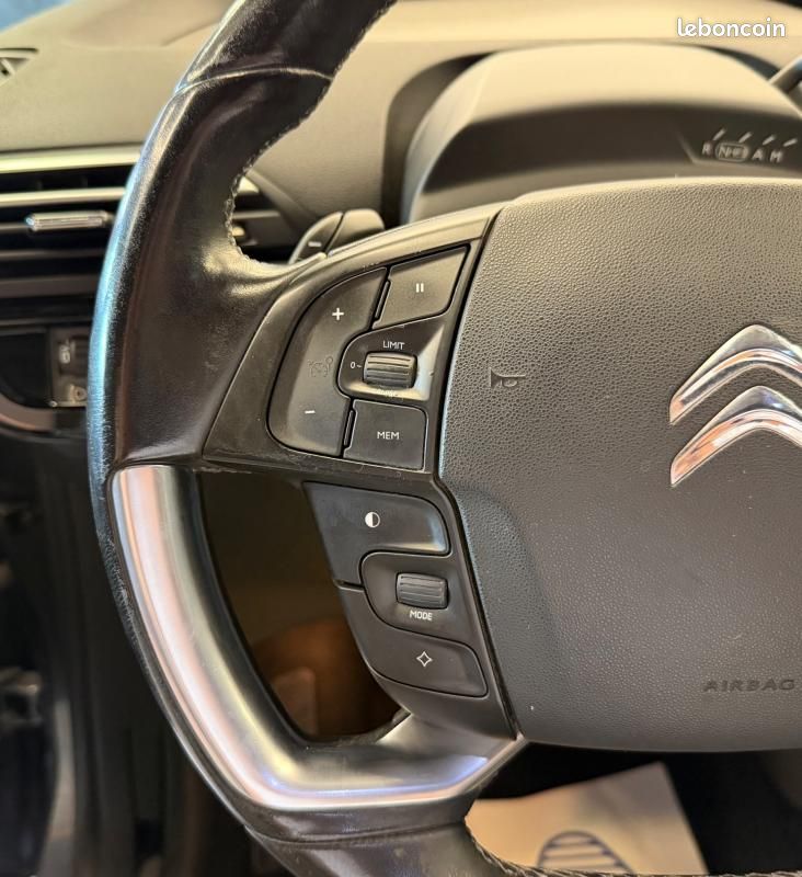 Citroën Grand C4 Picasso 1.6 HDi 115ch BUSINESS+ BVA – 7 PLACES | ENTRETIEN À JOUR + BARRES DE TO... (image 29)