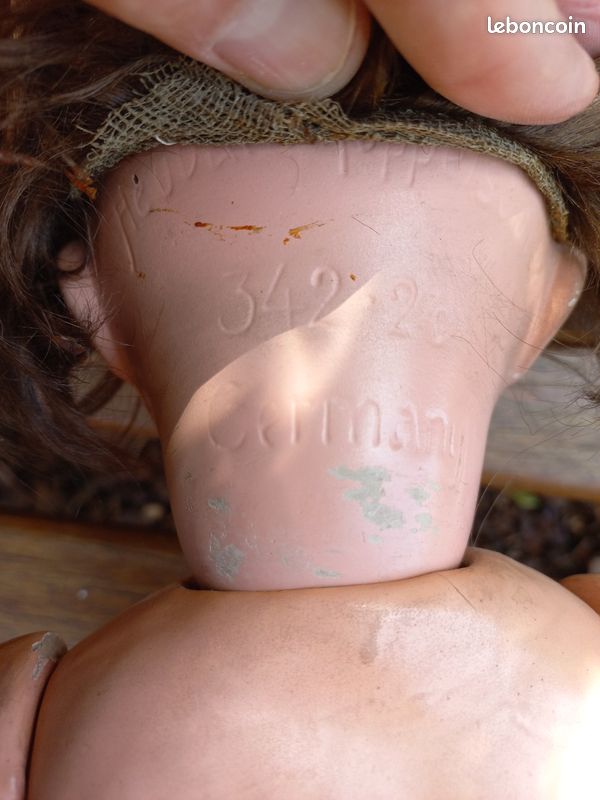 BEBE HEUBACH - GERMANY : Tête porcelaine, yeux dormeurs, bouche ouverte
