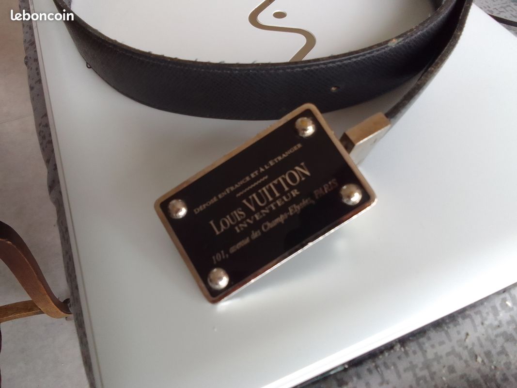 Louis Vuitton inventeur Reversible Belt -Size 34