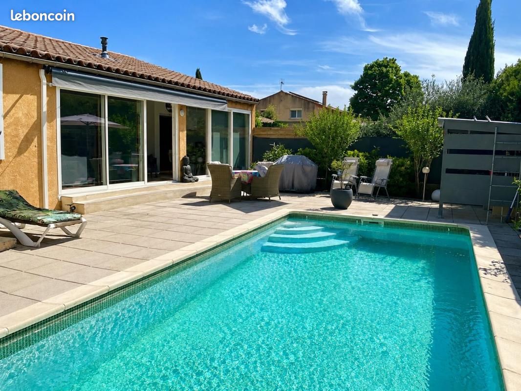 Maison 5 pièces 118 m² · à Montaren-Et-Saint-Médiers · 118 m² · 360 000 €