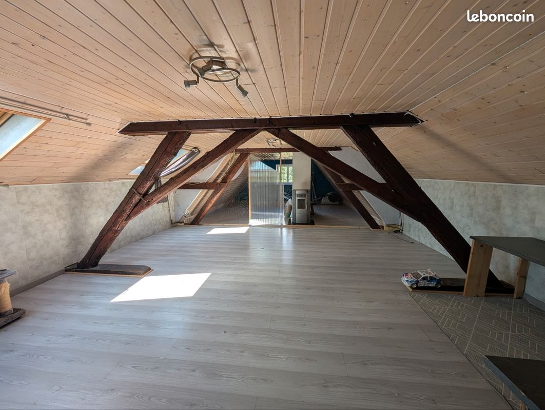 Maison 10 pièces 327 m2 (image 18)