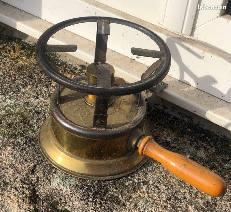VIE PAYSANNE : 5 petits réchauds à pétrole (image 7)