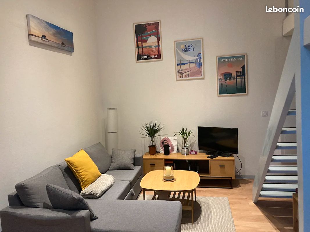 Appartement 1 pièce 42 m² · à Bordeaux · 42 m² · 985 €