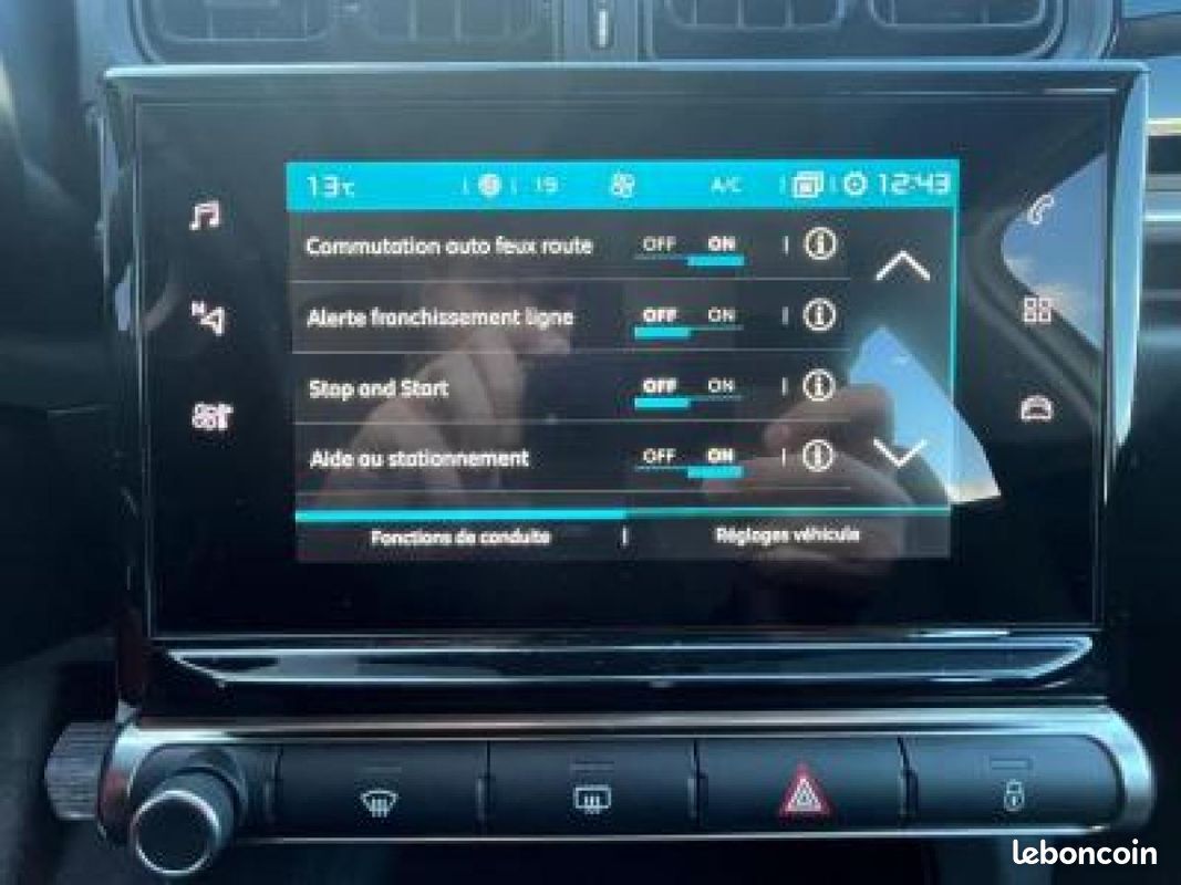 CITROEN C3 SOCIETE 1.5 BlueHDi 100 Feel Business R - 7492 HT - 2 PLACES (image 28)