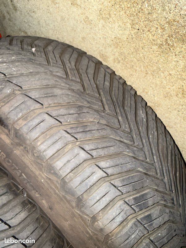 Pneus 205/55R17 Michelin Crossclimate 2 (image 3)