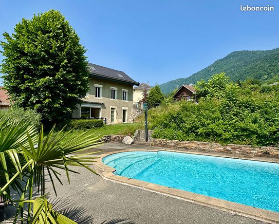Propriété 5 pièces 170 m²