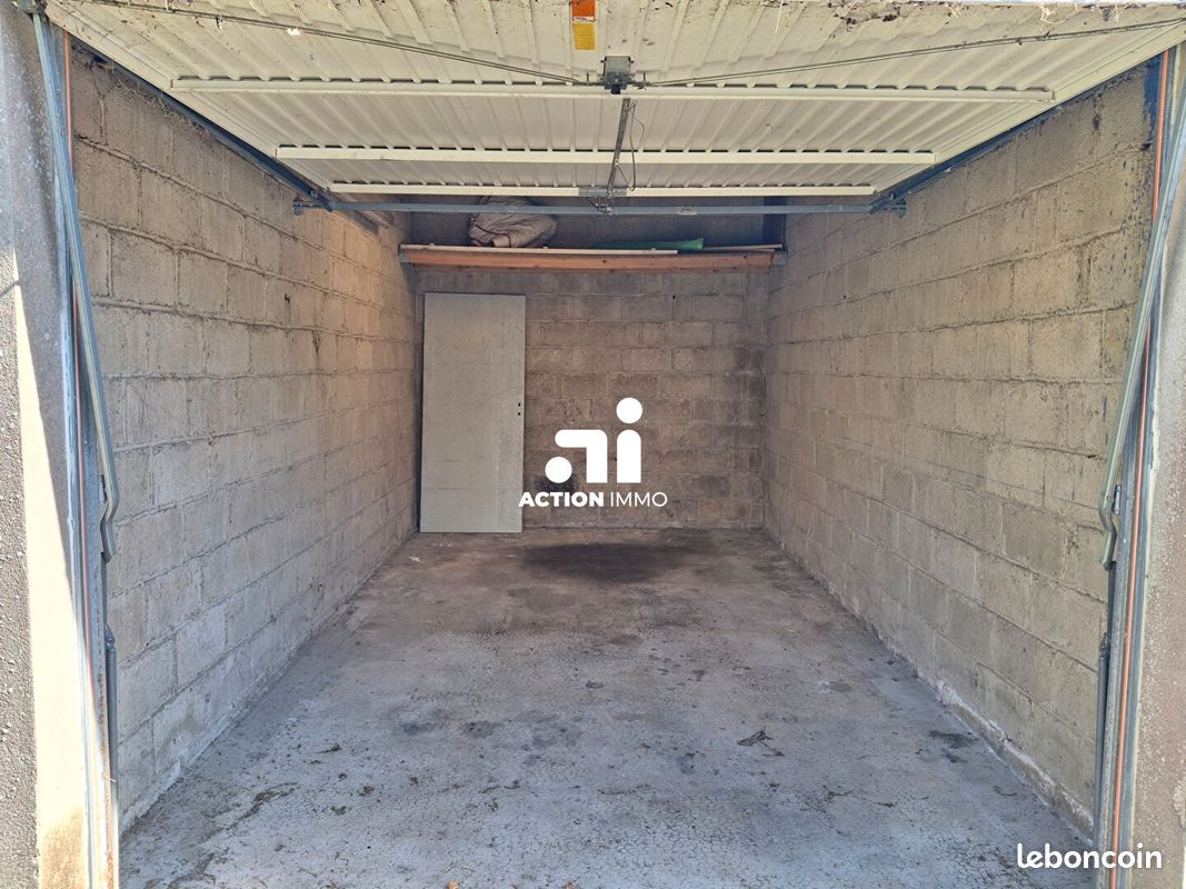 Parking 12 m² · à Brest · 12 m² · 60 €/mois