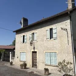 Maison 8 pièces 199 m² · à Garlin · 199 m² · 273 480 €