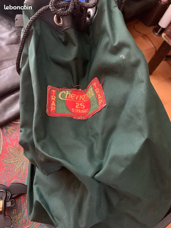 Chevignon Vintage Sac Ã Dos Chevignon Chevignon Sac à Dos Femme Noir