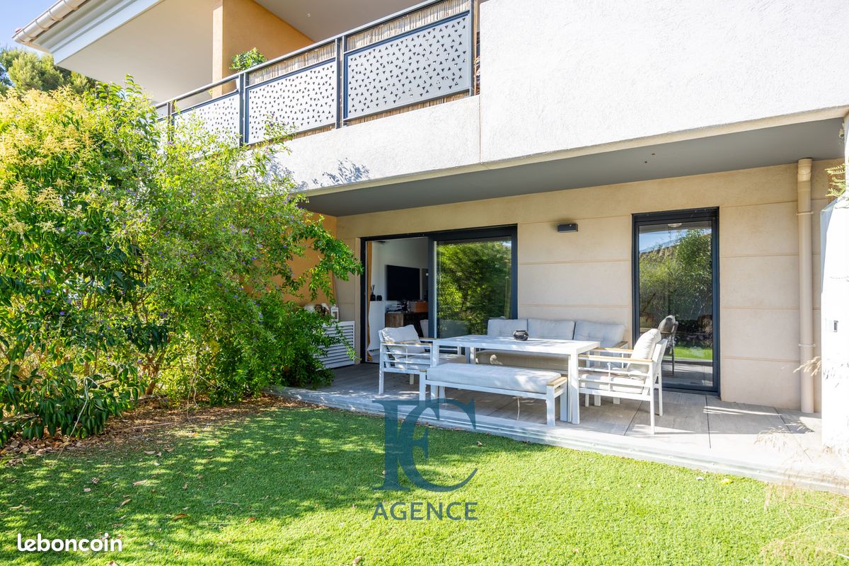 Appartement 2 pièces 41 m² · à Sanary-sur-Mer · 41 m² · 318 000 €