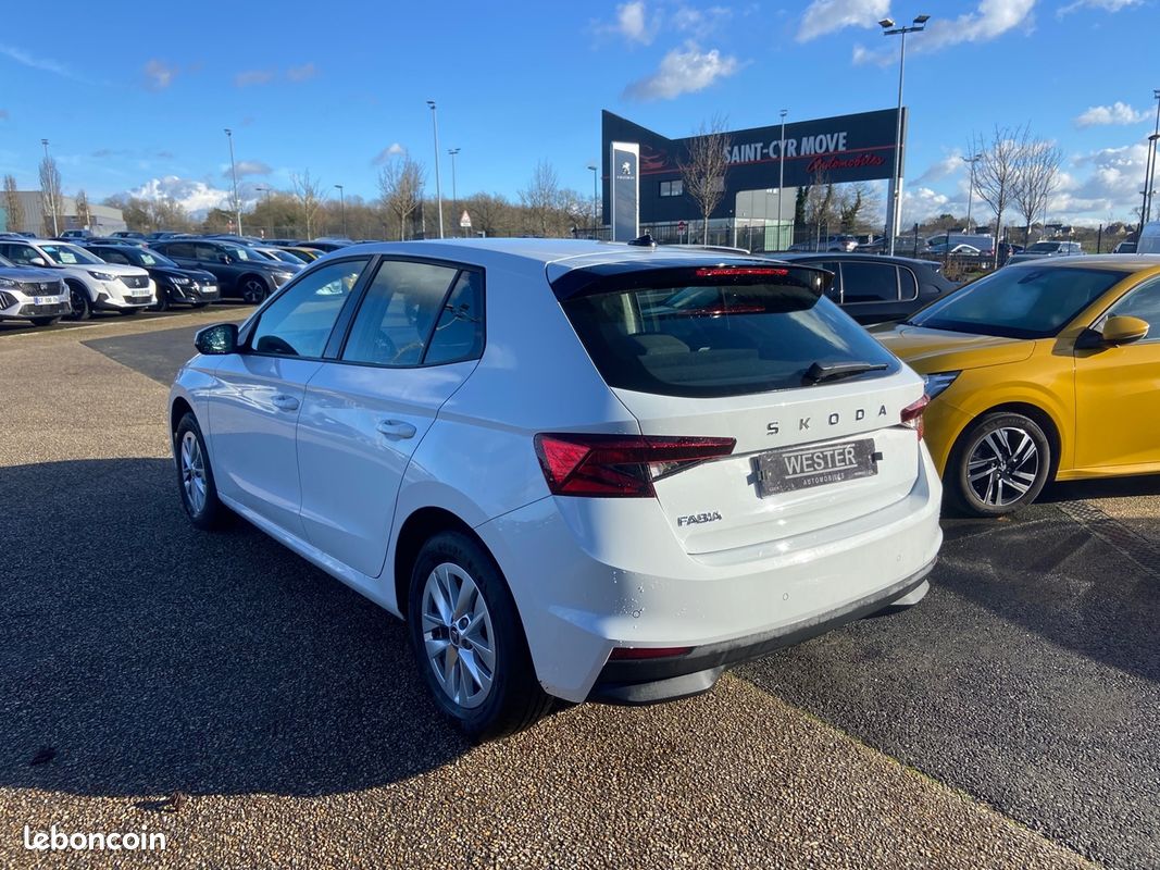 Skoda FABIA 1.0 TSI EVO2 95CH CONFORT (image 4)