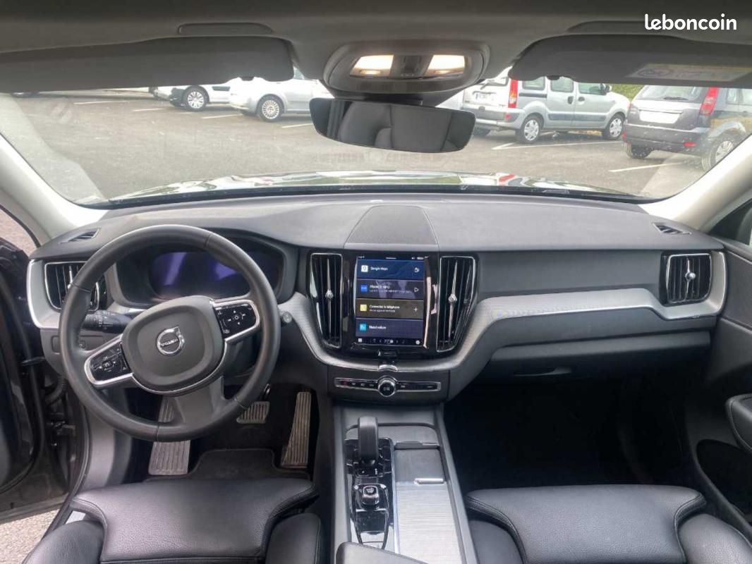Volvo XC60 II 2.0 B4 197 PLUS STYLE DARK Mild-Hybrid DIESEL (image 6)