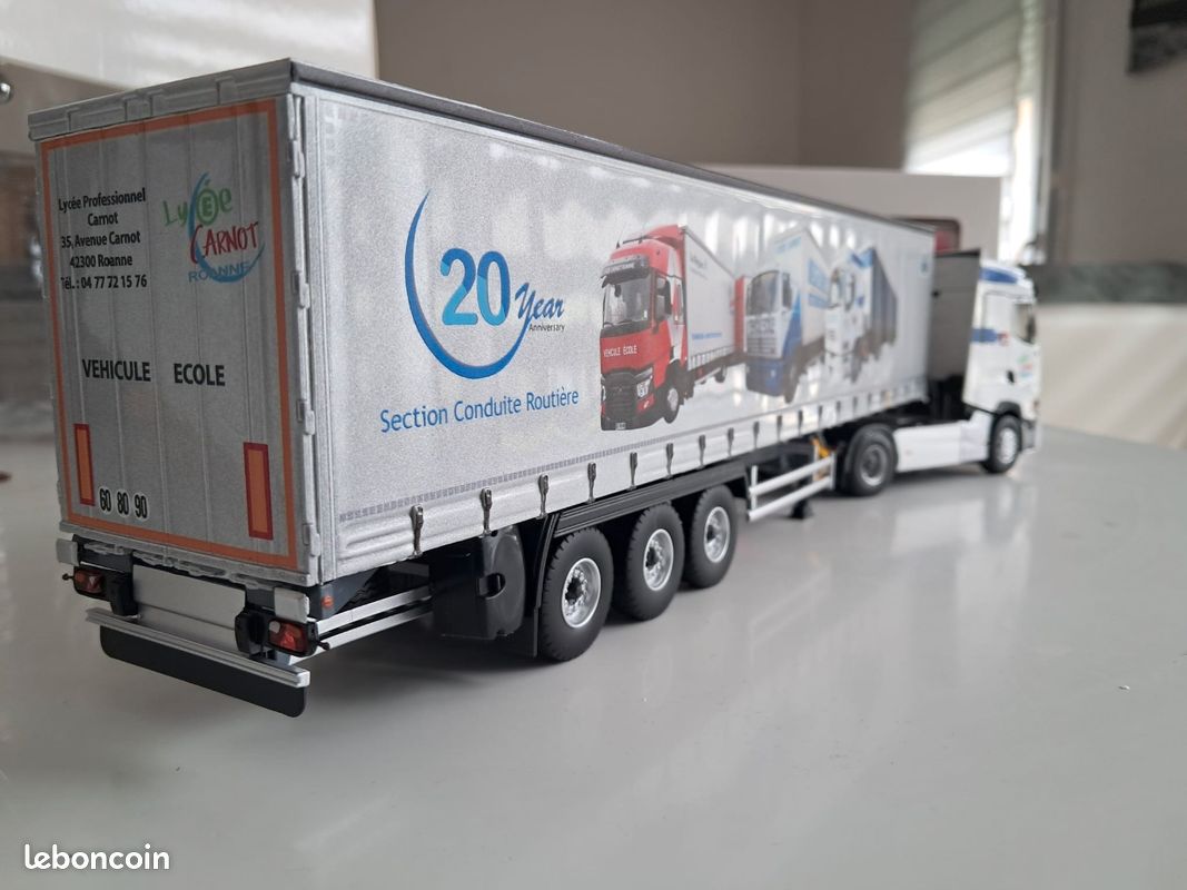 Eligor 118328 - Renault T520 Camion Tôloné Crouvezier Transports 2021 - Blanc - 1/43